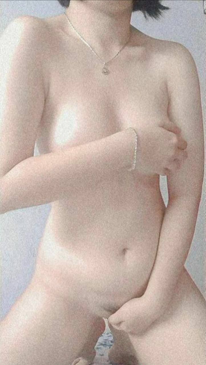 Em kế toán trẻ bím khít địt tập thể cùng sếp và đồng nghiệp